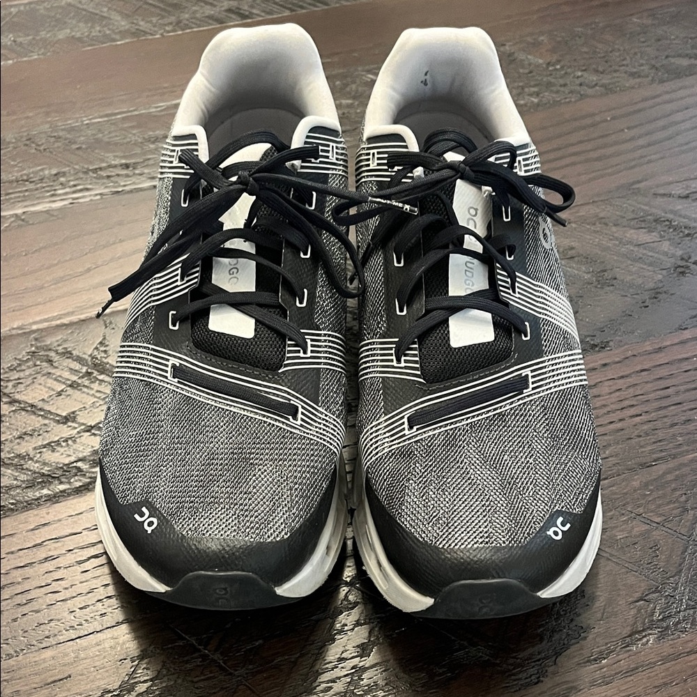 On Running Men's Gray and White Athletic Shoes